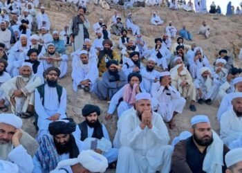 حج وزیری: هر بیر زیارتچیگه اوچ مینگ۲۲۳ افغاني قَیتریب بېریله‌دی