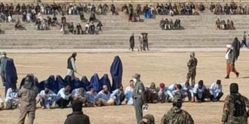 یوناما: اوچ آیده۱۳۷کیشی طالبان تامانیدن شلاق اوریلگن