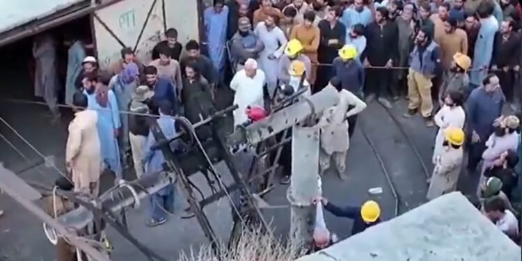 پاکستانده کان پارتلشی؛ کومیر کانی پارتلشی عاقبتیده اۉنلب کیشی جان بېردی