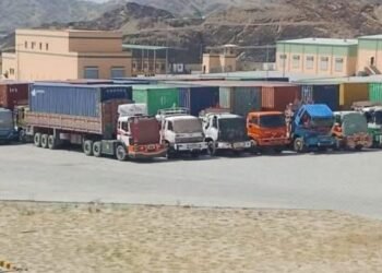تورخم آرقه‌لی افغانستان‌گه نوبتده‌گی انسان‌پرورلیک یاردم کاروانی کېلدی