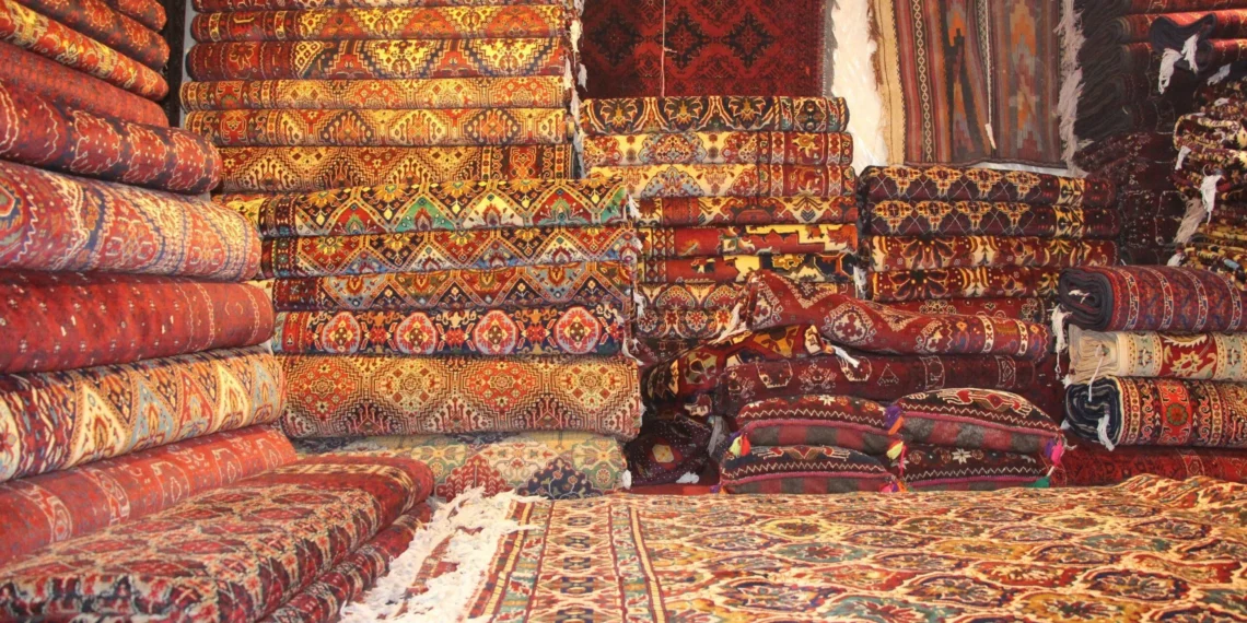 افغانستان‌ده قالین صنعتی؛ طالبان: بیر میلیون کیشی قالین صناعتیده ایش بیلن بند