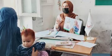 قیزیل خاچ کمیته‌سی افغانستان‌ده یوزلب مینگ کیشیگه یاردم ترقه‌تگنیدن خبر بېردی