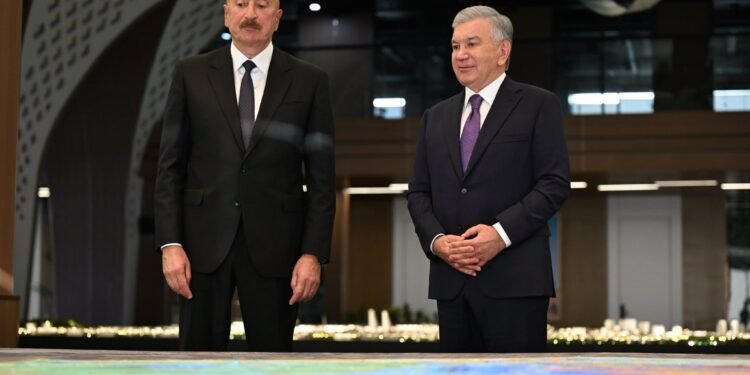 اۉزبېکستان و آذربایجان نظامی گنجوی و علیشیر نوایی ادبی میراثیگه بغیشلنگن فلم توزهتهدی
