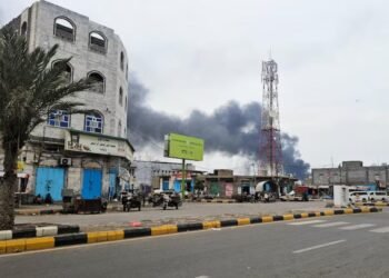 یمن حکومتی: حوثیلر هجومی‌ عاقبتیده ۷ کیشی اۉلیب و ۳۰ کیشی یره‌لنگن