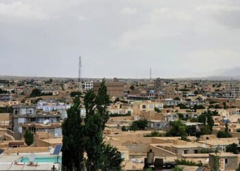 غزنی‌ده یېرلرنی قَیتریب آلیش جریانی تۉقنه‌شووگه سبب بۉلدی
