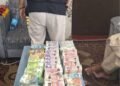 طالبلر حیرتان‌ده کتّه مقدارده چېت‌اېل پوللری قاچاق اېتیلیشی‌نینگ آلدی آلینگنیدن خبر بېردی