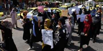 انسان حقلری تشکیلاتلری آچیق مکتوبی؛ طالبان بیلن علاقه بو گروه جنایتلریگه قوشیلیش دیر