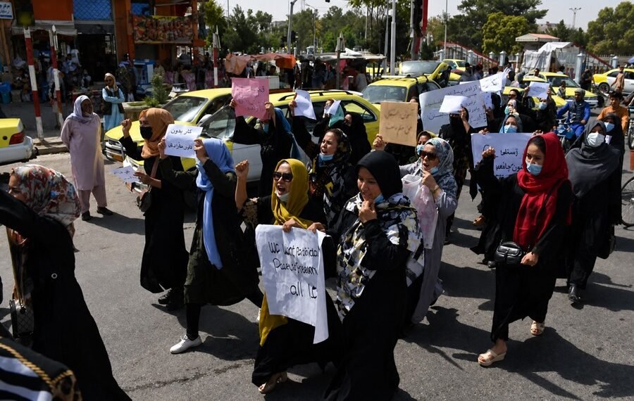انسان حقلری تشکیلاتلری آچیق مکتوبی؛ طالبان بیلن علاقه بو گروه جنایتلریگه قوشیلیش دیر