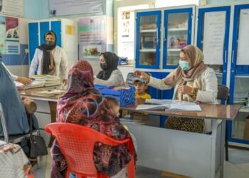 یونیسف افغانستان‌ده ۱۹ میلیون‌گه یقین کیشی یاردم بېرگنیدن خبر بېردی