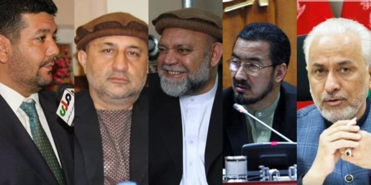 طالبلرگه نسبتن قرشیلیکلر؛ افغانستان سابق رسمیلری پاکستانگه بارگن