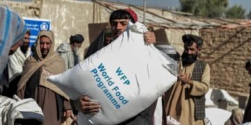 جهان آزیق آوقت دستوری: مبلغ یېتیشمسلیگی سبب آغیر تۉییب آوقتلنه‌آلمه یاتگن باله‌لر یاردم آلالمه‌یپتی