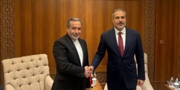 فیدان و عراقچی منطقه‌ده‌گی ترنگلیکلر کېنگه‌یمسلیگیگه تاکید قیلدیلر