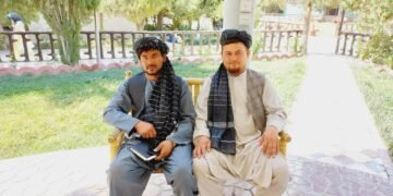 سمنگان بیر یشاوچیسی یوزلب متر مربع شخصی یېرینی مکتب قوریلیشیگه تاپشیردی