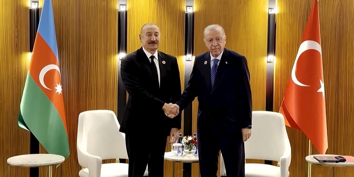 اردوغان و علی‌اف اوچره‌شووی؛ «بیر ملت، ایکّی دولت» توشینچه‌سی اساسیده‌گی مناسبتلر کوچه‌یشی تاکیدلندی
