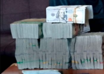 طالبان یوزلب مینگ دالر ایران‌گه قاچاق اېتیلیشی آلدی آلینگنیدن خبر بېردی