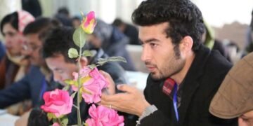 اۉزبېک تیلی و تاریخی میراثیگه قرشی سیاستنی قاره‌له‌یمیز!