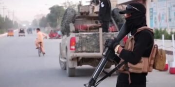 طالبلر‌نینگ اۉزبېک تیلی بیلن ضدیتی؛ اۉزبېک طالب: اېندی مجاهدمن دېیش‌دن اویاله‌من