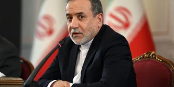 ایران و عمان کېلیشووی؛ عراقچی: بو کېلیشوو هرمز بۉغازینی آچمه‌یدی