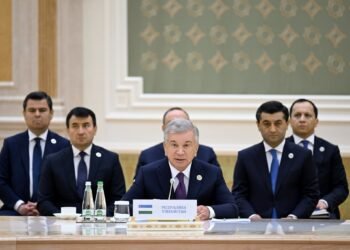 اۉزبېکستان جمهور باشلیغی سوو منبعلریدن فایده‌لنیش اوچون افغانستان بیلن صحبت‌ اۉتکزیلیشینی تاکیدلگن