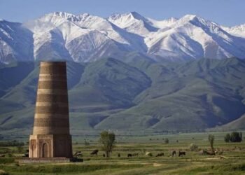 بورانا مناره‌سی قیرغیزستان نینگ تاریخی میراثی