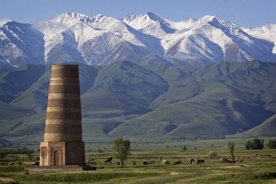 بورانا مناره‌سی قیرغیزستان نینگ تاریخی میراثی