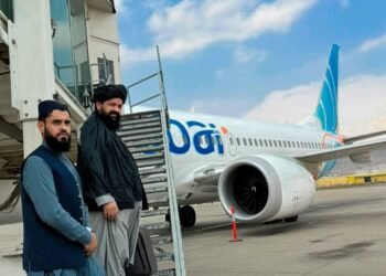 طالبان نظارتیده‌گی افغانستان تېمیر-یۉلی اداره‌سی باشلیغی قزاقستان کېتدی