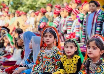 آنه تیلی؛ مهر-محبت بیلن یشه‌یاتگن میراث