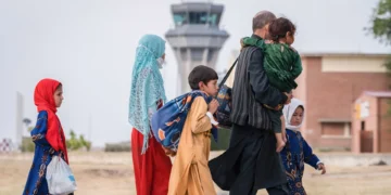 قیش موسومی یېتیب کیلیشی؛ اوچا: افغانستان گه قیتیب بارگن مینگلب عایله یاردم گه محتاج