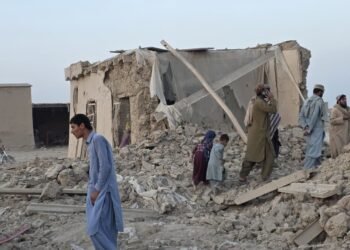 پاکستان ینه بیربار کنر و هلمند ولایتلری‌‌گه هجوم قیلدی